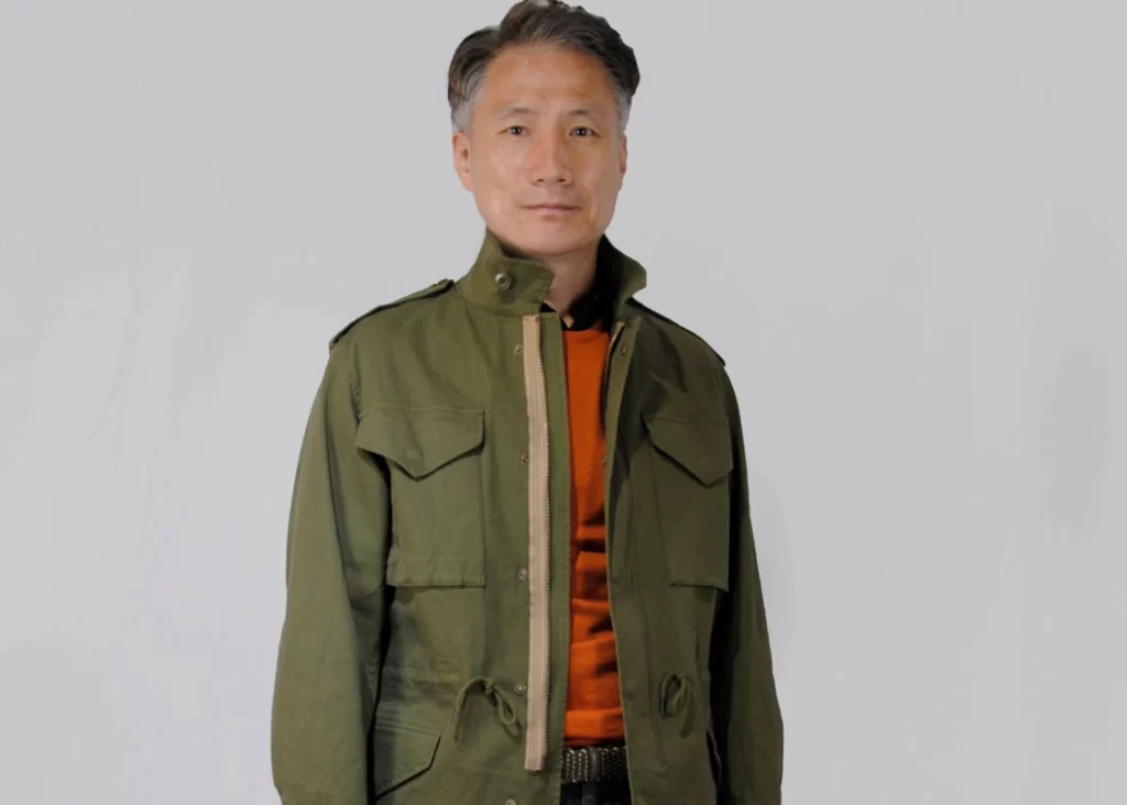 Style Konsult's brand ambassador wears layered clothes for fall's cold weather