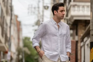 A man wearing a white shirt for a spring style